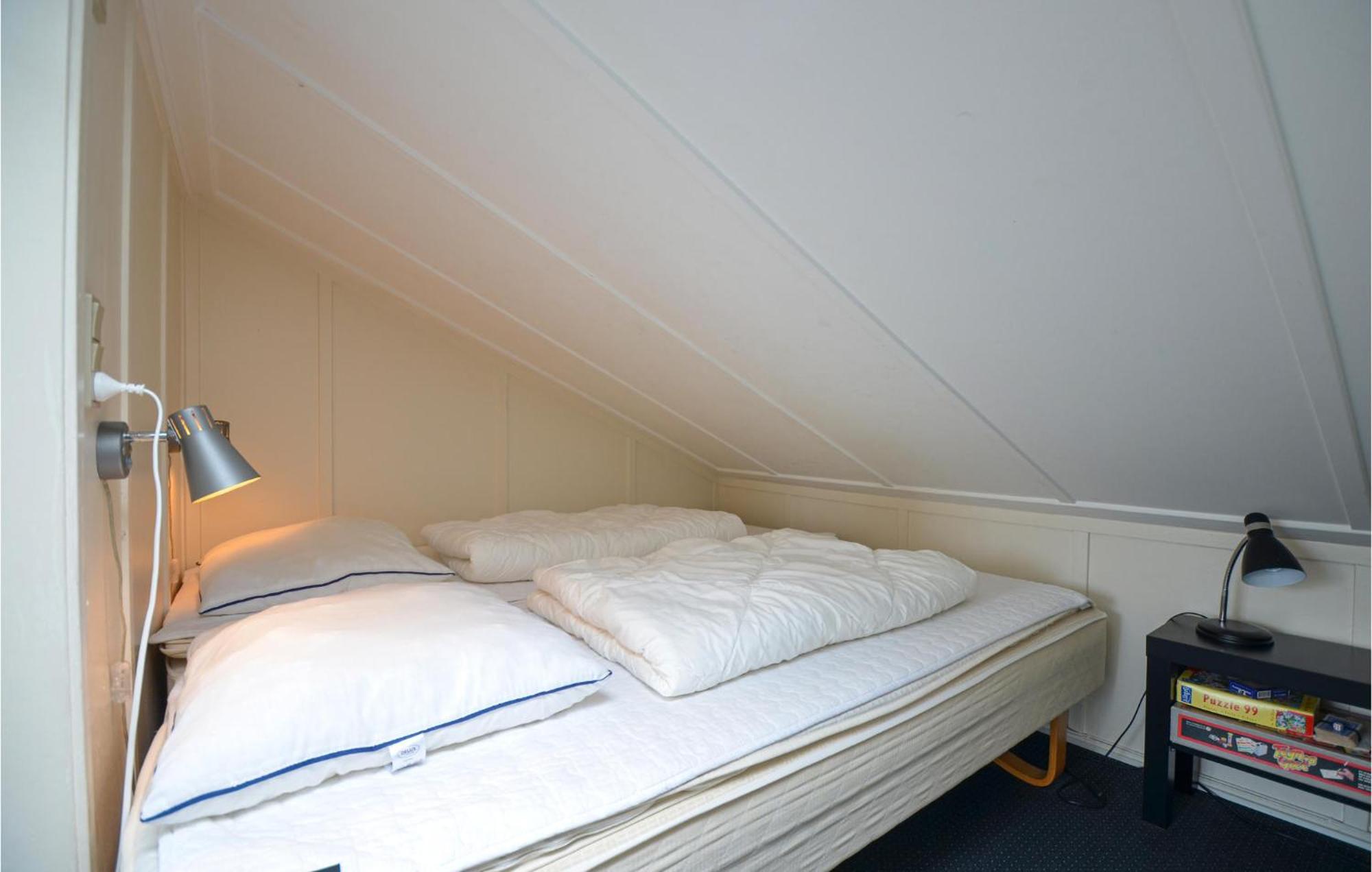 3 Bedroom Amazing Home In Ebeltoft Exteriör bild