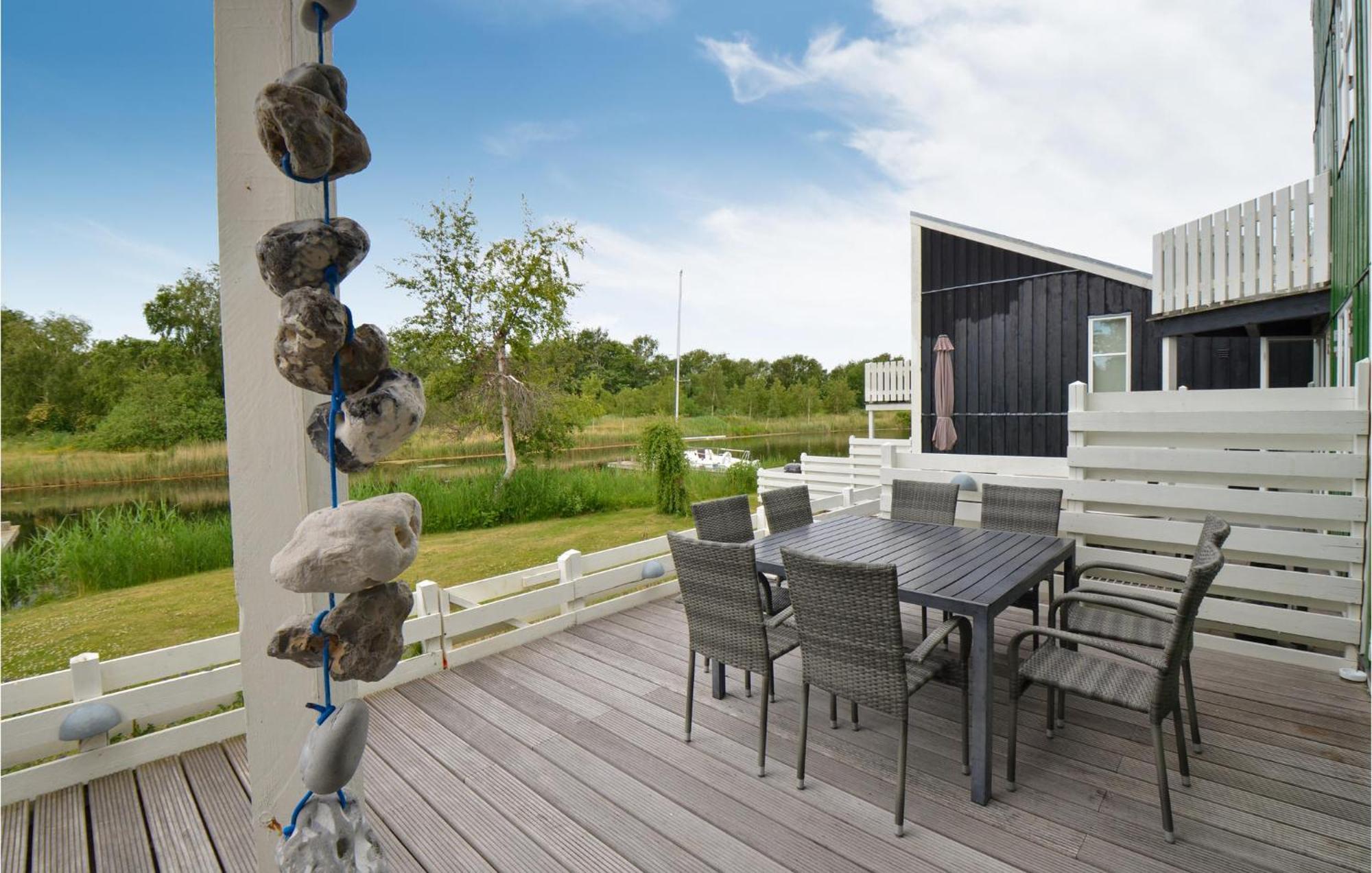 3 Bedroom Amazing Home In Ebeltoft Exteriör bild
